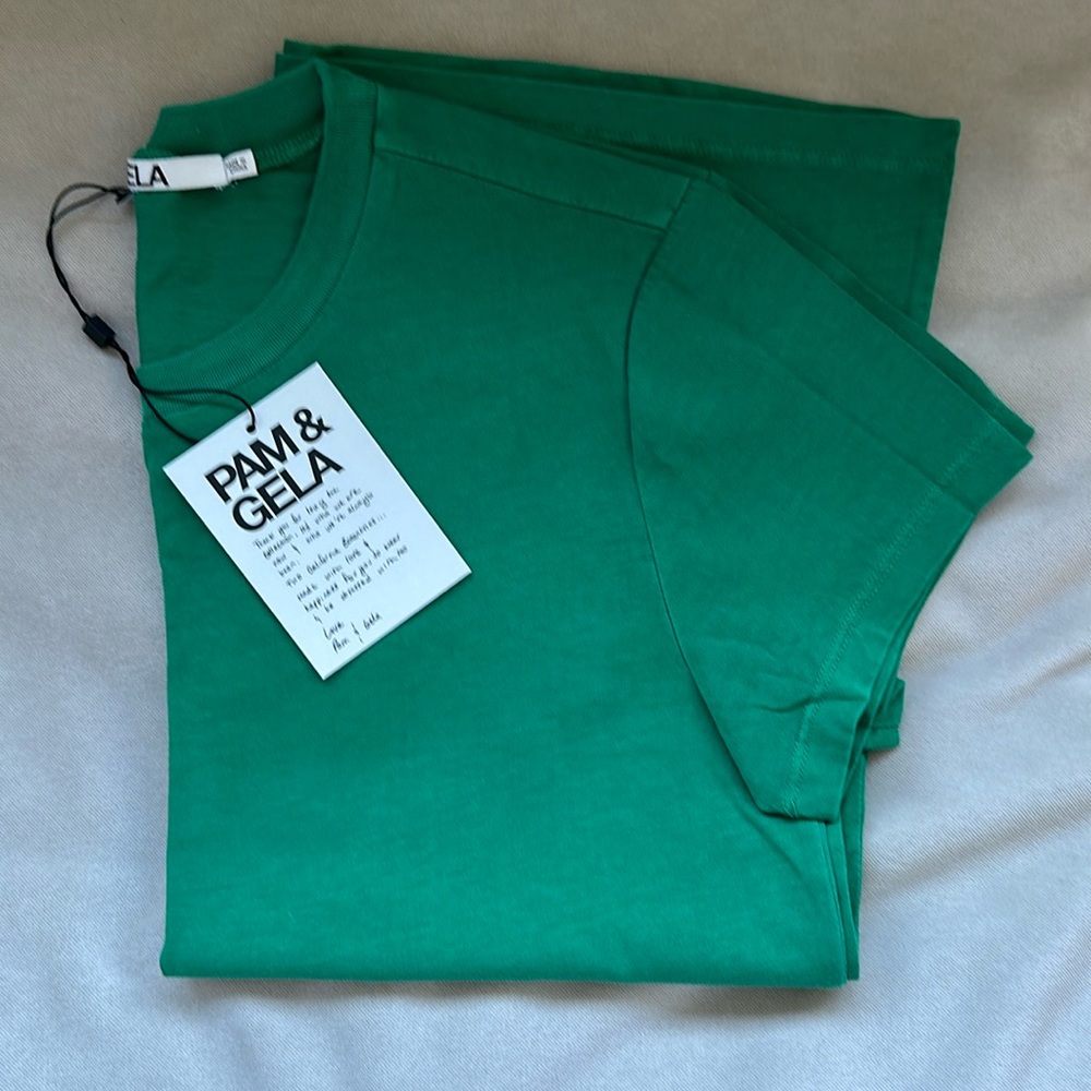 Pam & Gela Basic Crew - Grass Green
